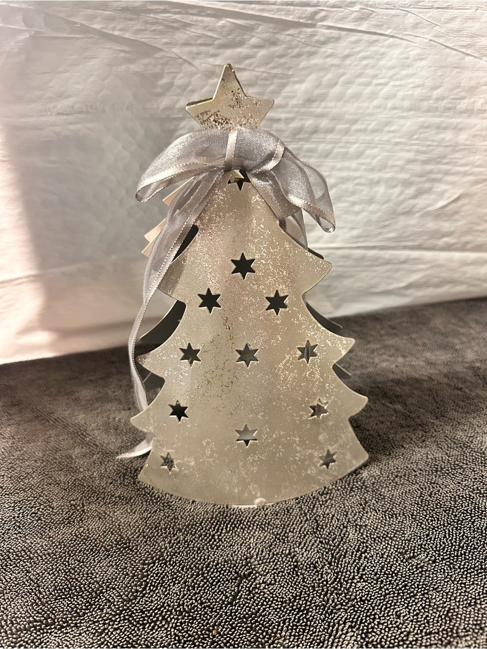 Vintage Metal Christmas Tree Tealight Candle Holder